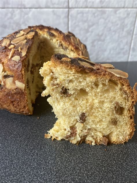 panettone alle mandorle